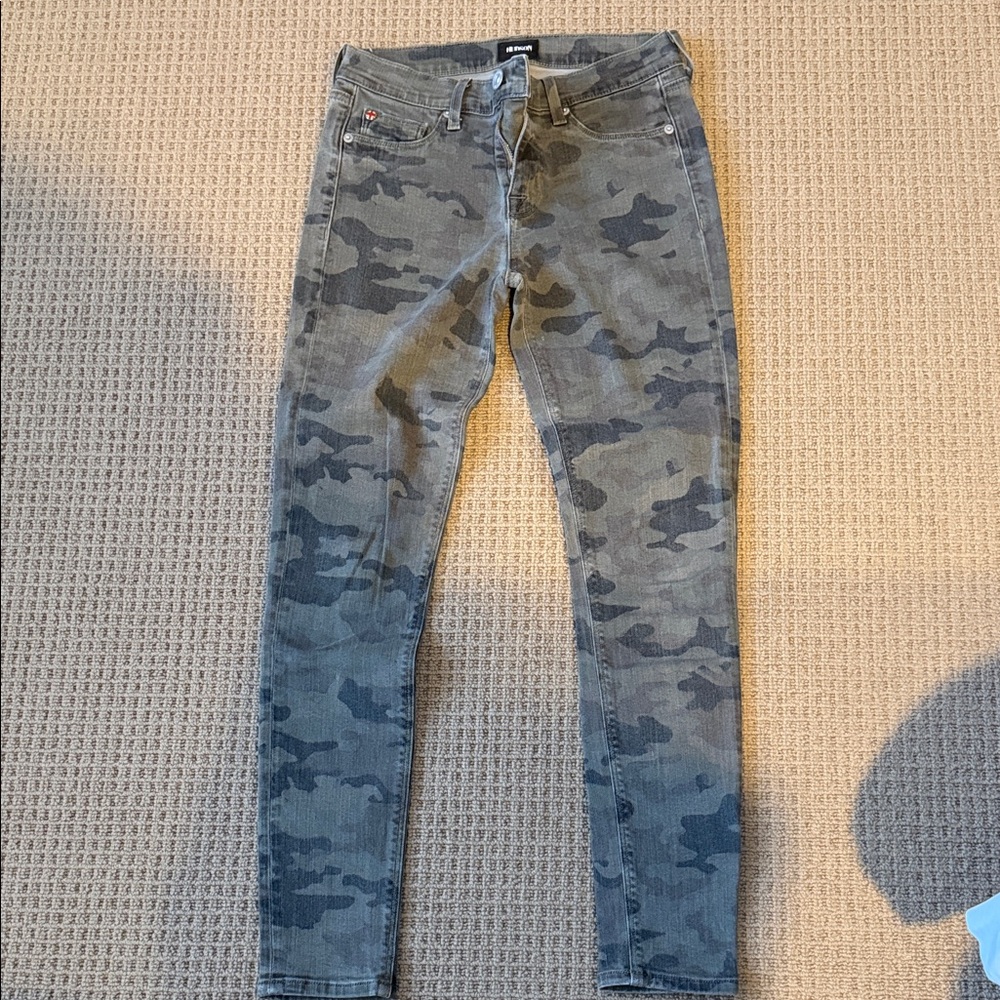 Hudson Jeans Women's Straight Leg Camo Jeans in Gray and Black